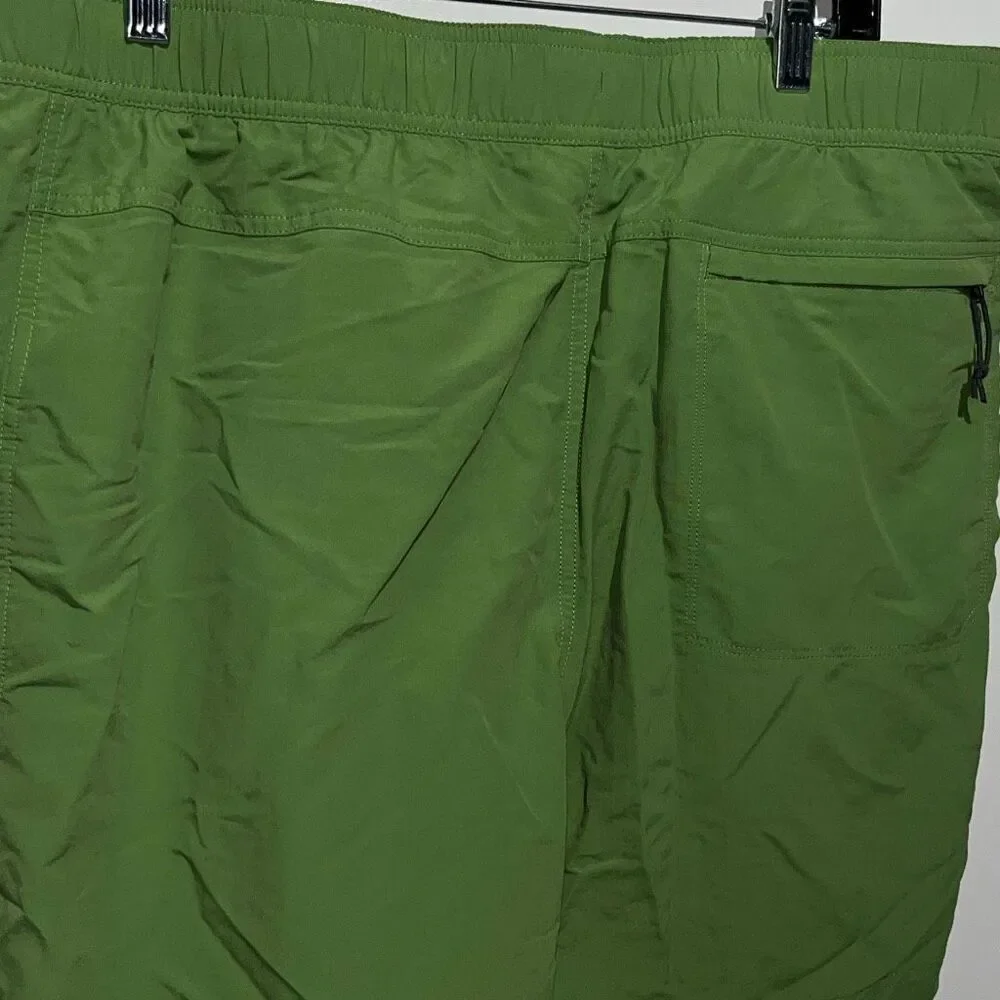 The North‎ Face Men's Green Flash Dry Built-In Mesh Brief Swim Trunks Large